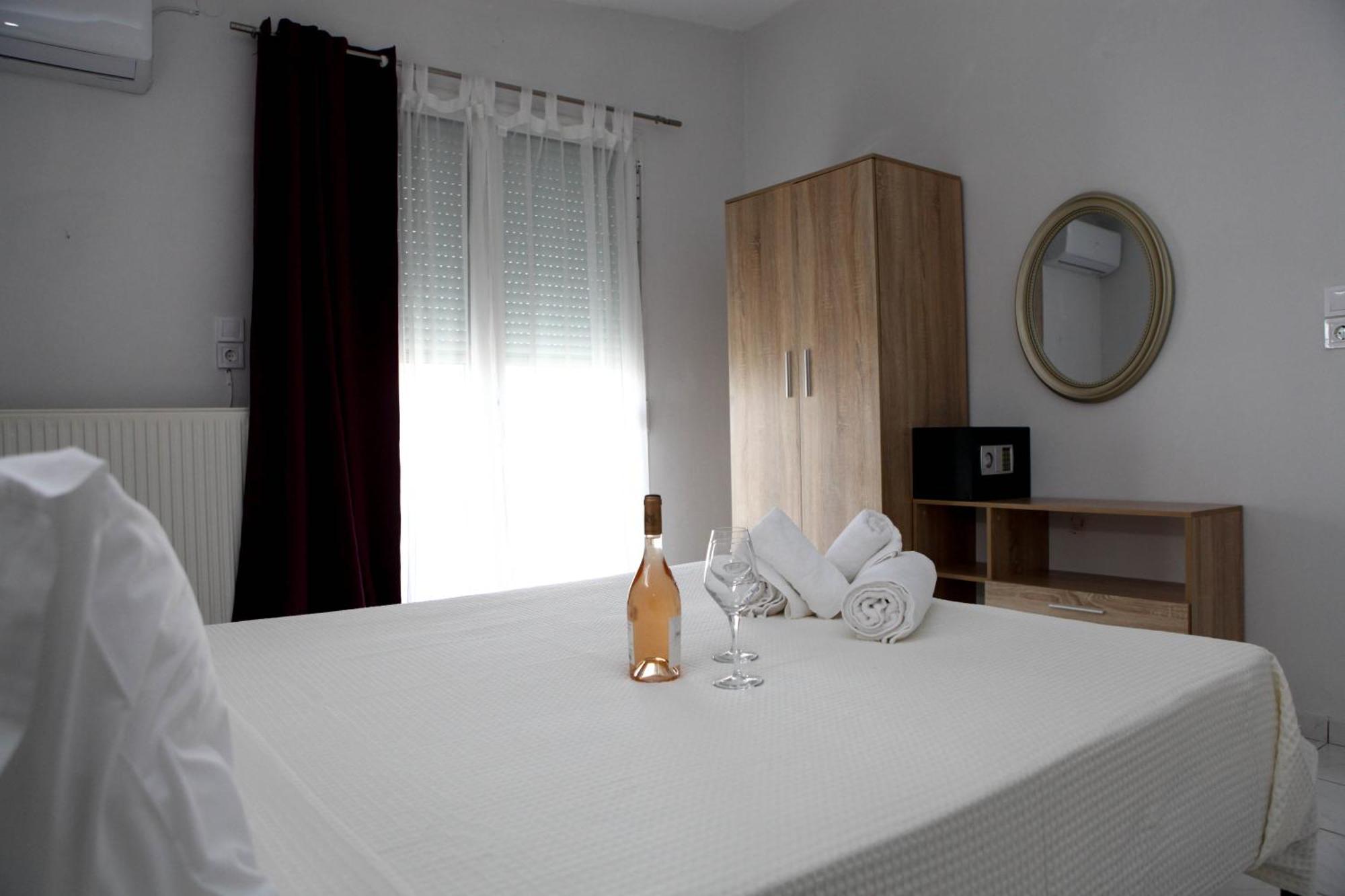 Nicole Fresh Apartments Keramoti  Extérieur photo